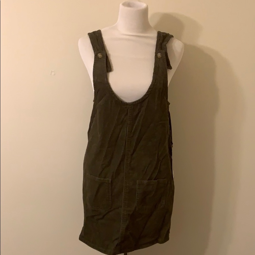 Overall dress
